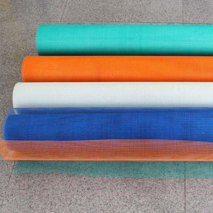 Fabbricazione di fogli di rete in fibra di vetro a buco quadrato in colori rivestiti con resistenza all'acqua