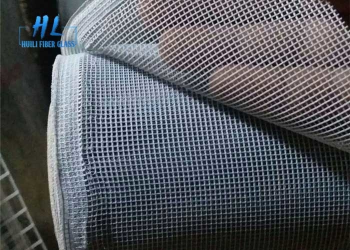 Tela nera di poliestere per insetti 300N/5cm Resistenza alla trazione 20m-300m Lunghezza UV resistente
