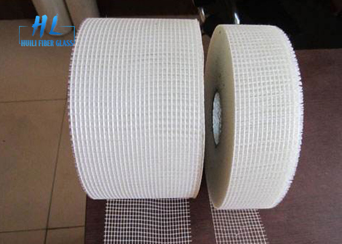 C Nastro adesivo a maglia in fibra di vetro 30% Colla 60-65 g/m2 Per la riparazione senza saldature di pareti a secco