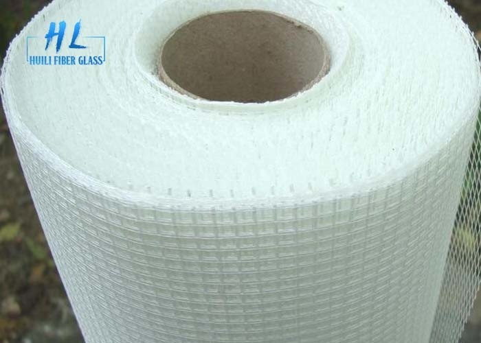 Vetro rivestito della colla bianca C dell'urea del rotolo della maglia della vetroresina del mosaico per il bordo di gesso