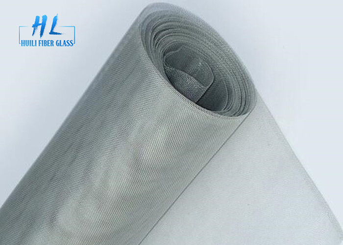 Maglia di moscerino in fibra di vetro resistente agli UV Rulli di tessuto semplice 18*16 / 20*20 Maglia impermeabile