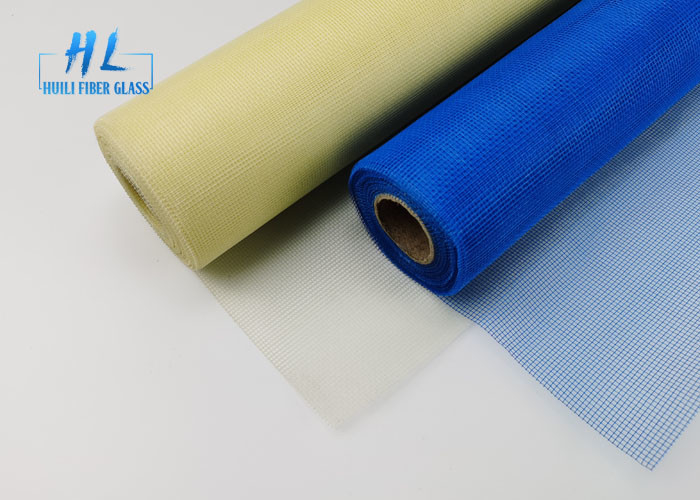 Cornice a catena per schermo a mosca 18*16 maglie larghe 3,0 m Rulli di schermo impermeabili per una protezione efficace