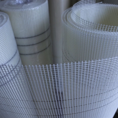 Resistenza agli alcalini, resistenza all'acqua, rete in fibra di vetro lunghezza 50m personalizzata