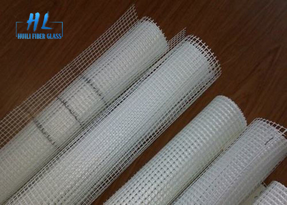 Reti di fibra di vetro colorate / rete di fibra di vetro per rulli di lunghezza 200m C buchi quadrati di vetro 5 * 5 mm